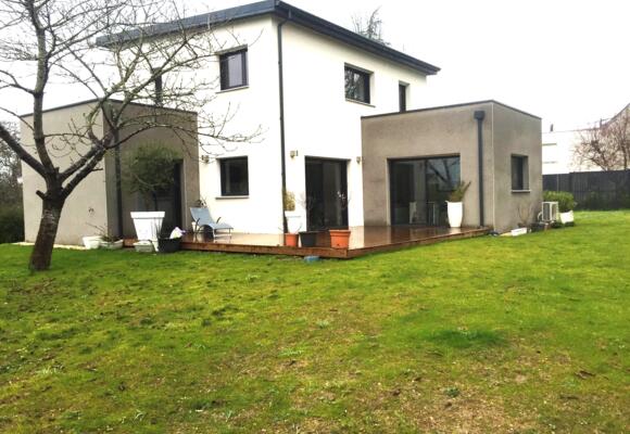 Maison à étage à La Membrolle-sur Choisille